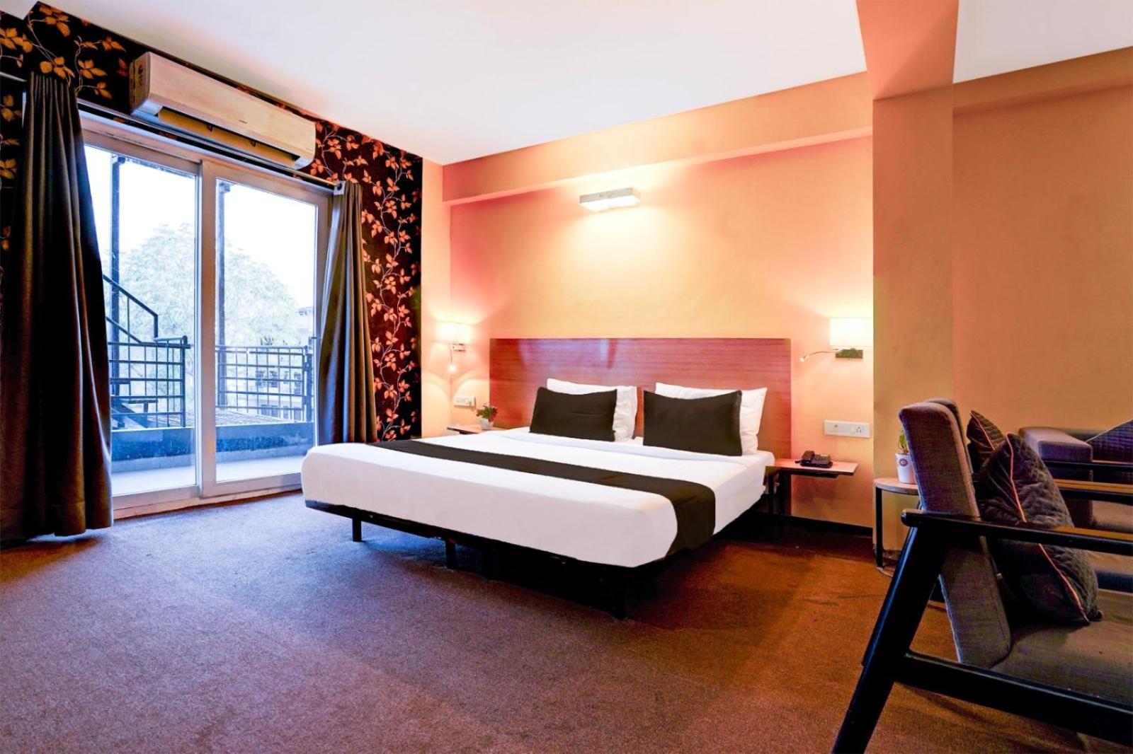 Tela Plaza Near Igi Airport Delhi 4* New Delhi