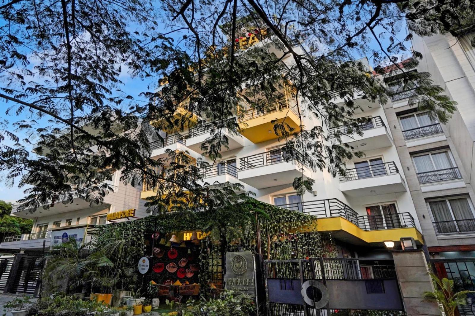 Tela Plaza Near Igi Airport Delhi Hotel 4*