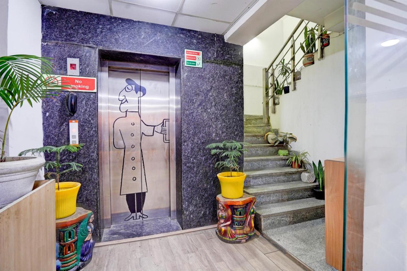 Tela Plaza Near Igi Airport Delhi Hotel New Delhi